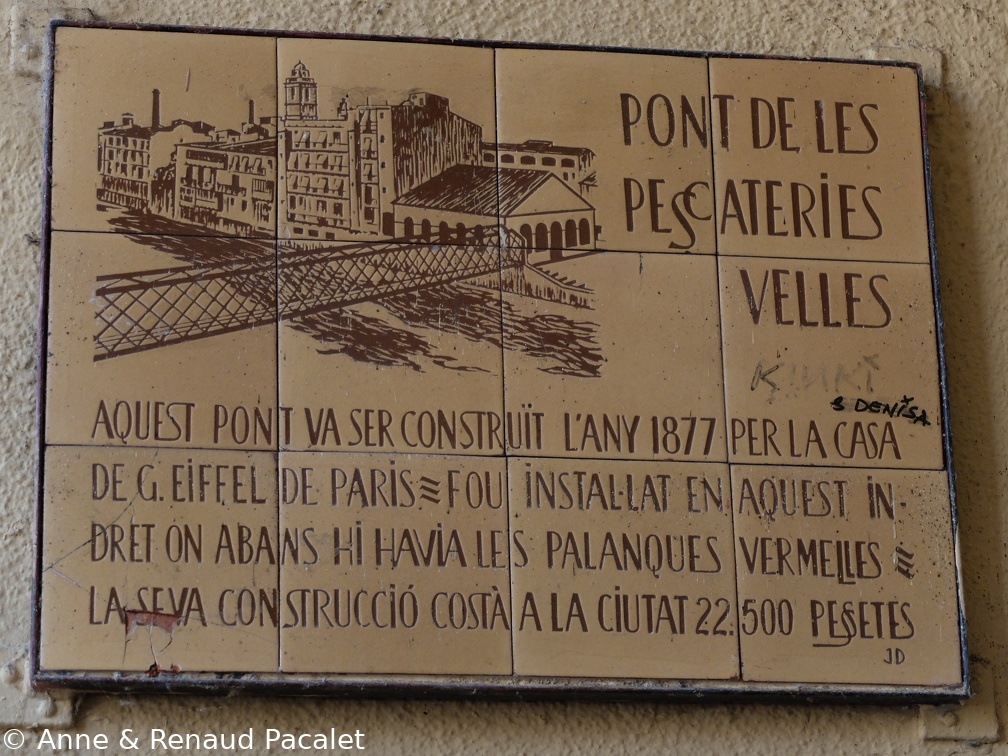 Plaque commémorative à l'entrée du pont Gustave Eiffel de Gérone