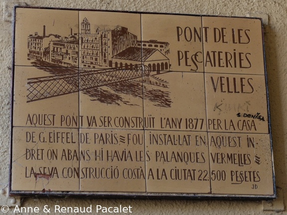 Plaque commémorative à l'entrée du pont Gustave Eiffel de Gérone
