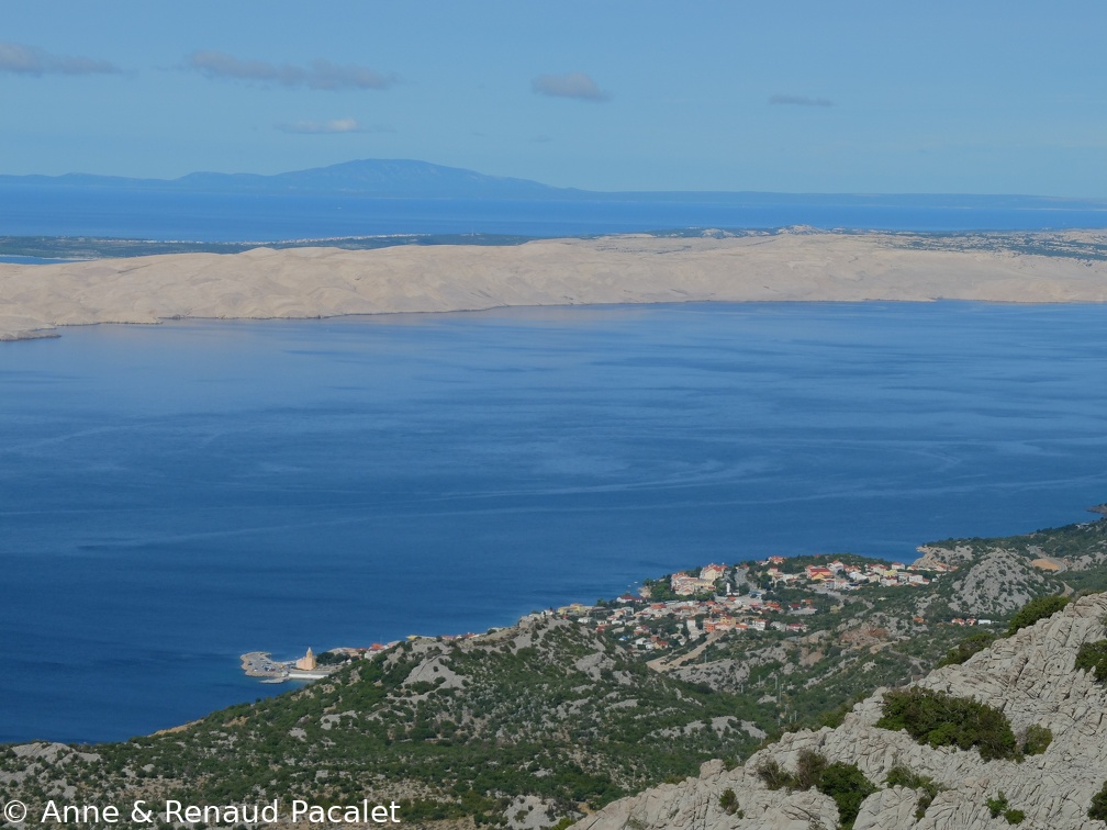 L'ile de Pag vue depuis les hauteurs de Karlobag