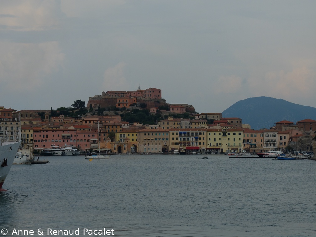 Portoferraio vue depuis la mer