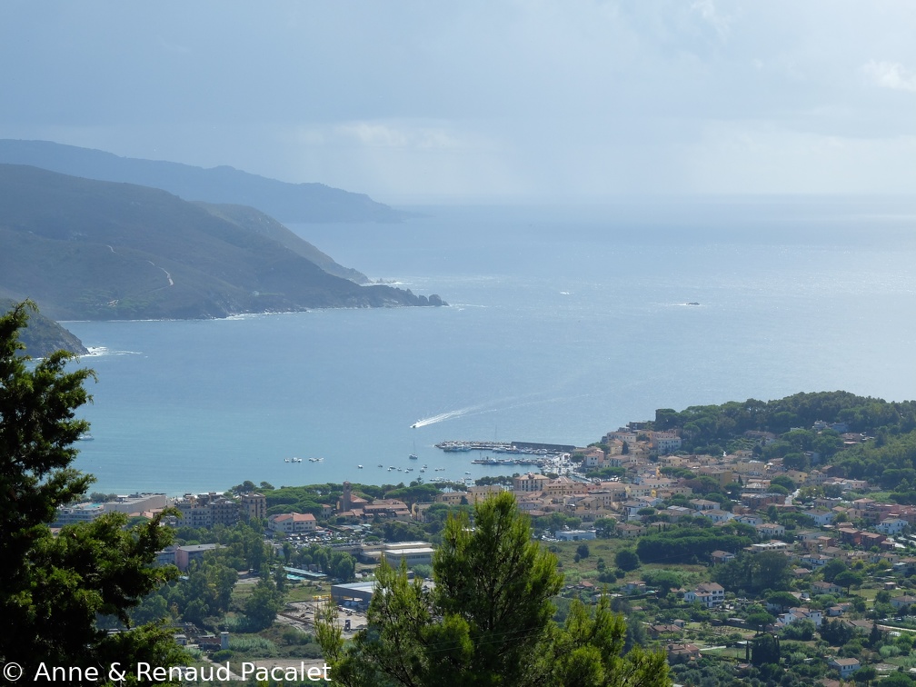 Marina di Campo vue depuis San Piero