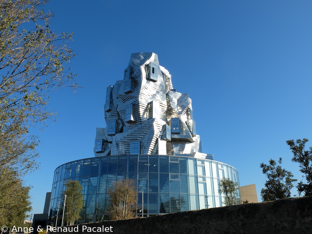 La tour du parc des ateliers