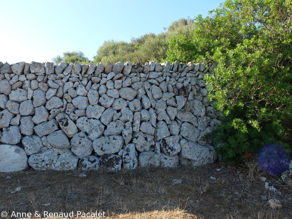 Mur en pierres sèches