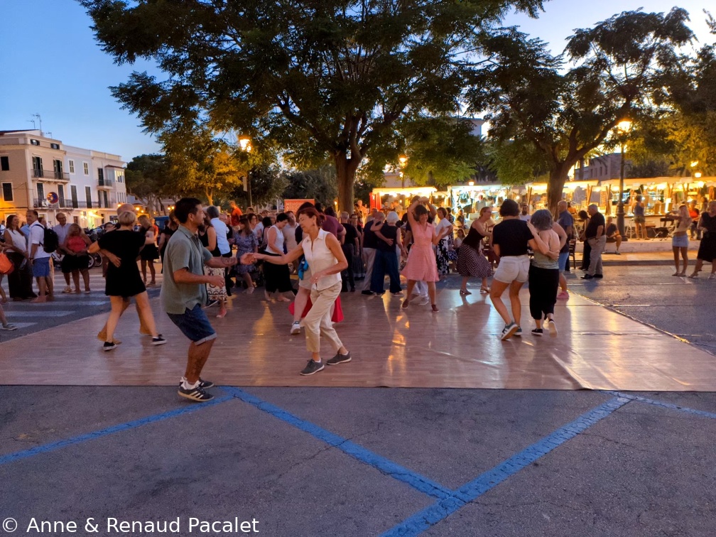 Club de danse sur la Plaça des Born