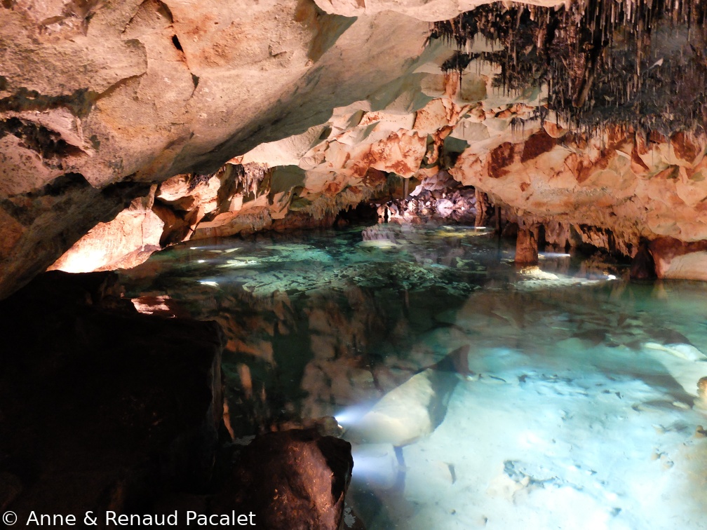 Le lac souterrain