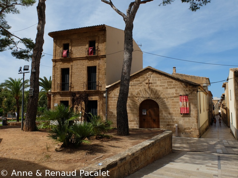 Maisons de la vieille ville, près de l'église de Sant Jaume