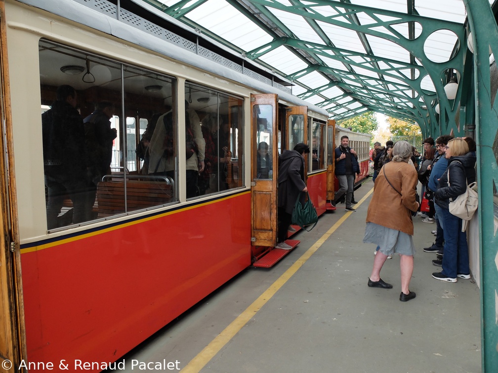 Le train à crémaillère de Superga