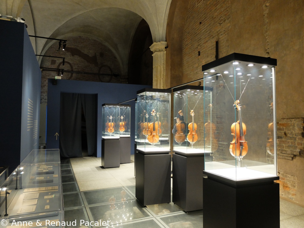 Une exposition de violons anciens dont quelques Stradivarius
