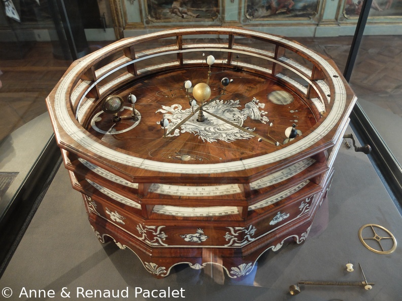 Un manège "système solaire"