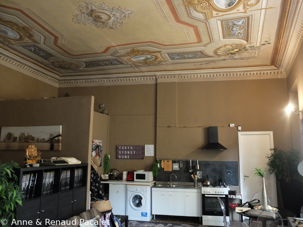 Notre appartement dans un immeuble du XVème siècle (peut-être)