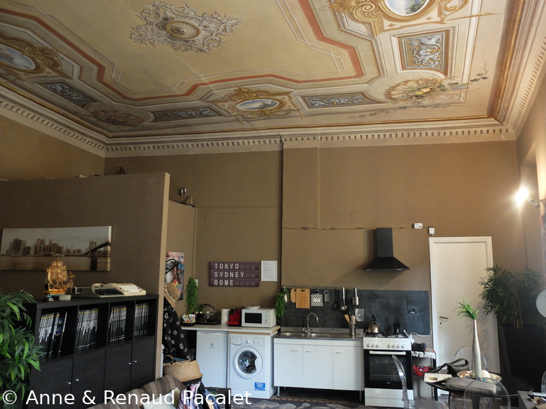Notre appartement dans un immeuble du XVème siècle (peut-être)