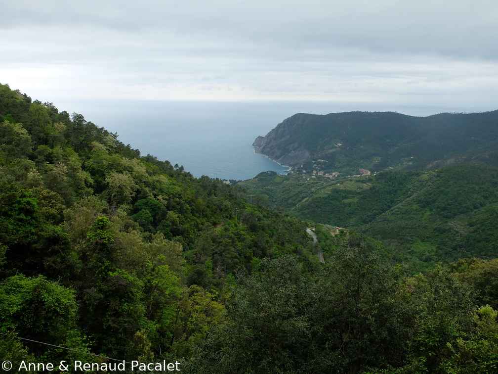 Monterosso Fegina vu depuis le Santuario Nostra Signora di Soviore