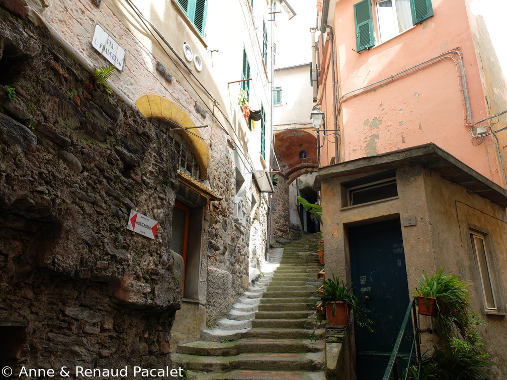 Les ruelles escarpées de Vernazza