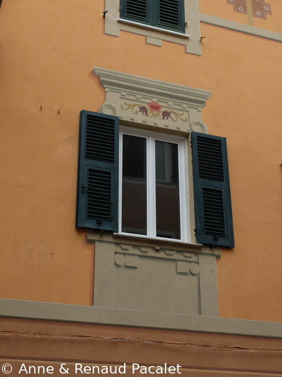 Façades peintes en trompe l’œil à Levanto