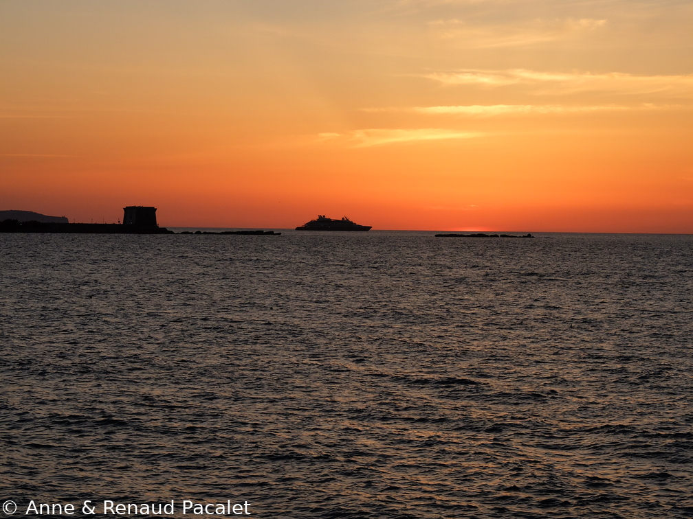 Coucher de soleil sur la Torre di Ligny